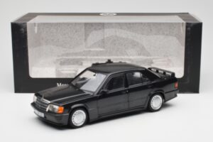 Mercedes 190E 2.3-16 W201 Negro Edición Dealer Norev 1:18 B66040663 Metal - imagen 8 de 8