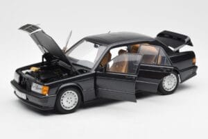 Mercedes 190E 2.3-16 W201 Azul Negro Metallic AUTOart 1:18 76122 Metal - imagen 2 de 8