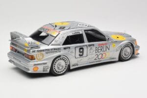 Mercedes 190E 2.5-16 EVO II W201 #9 Zung Fu K. Ludwig Guia Race Macau 1992 Minichamps 1:18 155923609 Metal - imagen 3 de 6