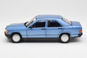 Mercedes 190E W201 Diamond Azul Edición Dealer Norev 1:18 B66040661 Metal - imagen 4 de 8
