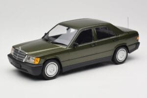 Mercedes 190E W201 Verde Metalizado Minichamps 1:18 155037001 Metal