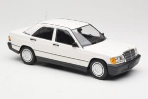 Mercedes 190E W201 Blanco Minichamps 1:18 155037002 Metal - imagen 4 de 6
