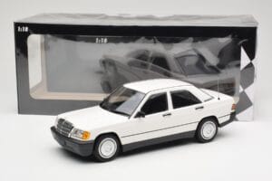 Mercedes 190E W201 Blanco Minichamps 1:18 155037002 Metal - imagen 6 de 6