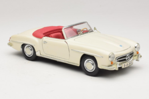 Mercedes 190SL Blanco Maisto 1:18 50274 Metal - imagen 6 de 8