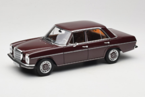 Mercedes 200 W115 Marrón Rojo Oscuro Norev 1:18 183778 Metal