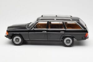 Mercedes 200 T S123 Negro Norev 1:18 183735 Metal - imagen 4 de 8