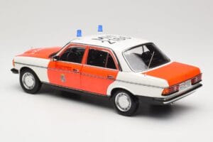 Mercedes 200 W123 Ambulancia Blanco Norev 1:18 183834 Metal - imagen 6 de 8