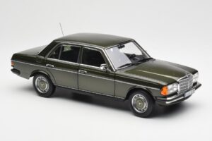 Mercedes 200 W123 Cypress Verde Metálico Edición Dealer Norev 1:18 B66040654 Metal - imagen 6 de 8