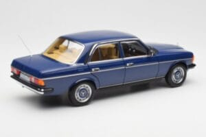 Mercedes 200 W123 Surf Azul Norev 1:18 183710 Metal - imagen 3 de 8