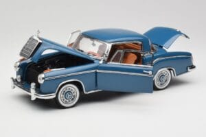 Mercedes 220 SE W128 Azul Sun Star 1:18 3561 Metal - imagen 2 de 8
