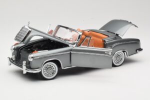 Mercedes 220 SE W128 Descapotable Grey Metallic Sun Star 1:18 3352-M1 Metal - imagen 2 de 8