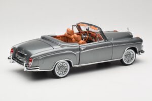 Mercedes 220 SE W128 Descapotable Grey Metallic Sun Star 1:18 3352-M1 Metal - imagen 3 de 8