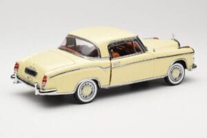 Mercedes 220 SE W128 Cupé Beige Sun Star 1:18 3562 Metal - imagen 3 de 8
