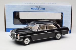 Mercedes 220D W115 Negro MCG 1:18 MCG18117 Metal - imagen 6 de 6