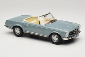 Mercedes 230 SL W113 Horizon Blue Norev 1:18 183992 Metal - imagen 7 de 9