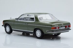 Mercedes 280 CE W123 Coupé Verde Norev 1:18 183704 Metal - imagen 5 de 6
