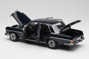 Mercedes 280 SE W108 Midnight Azul Norev 1:18 B66040597 Metal - imagen 5 de 8