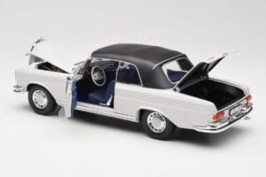Mercedes 280 SE W111 Cabriolet Gris Claro Norev 1:18 183530 Metal - imagen 5 de 8