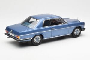 Mercedes 280C/8 W114 Coupe Azul Metallic AUTOart 1:18 76187 Metal - imagen 3 de 8