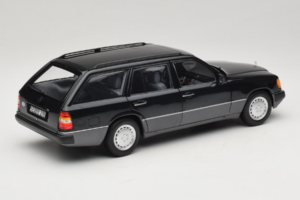 Mercedes 300 D W124 Familiar Negro Norev 1:18 183960 Metal - imagen 3 de 8