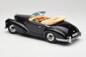 Mercedes 300 S W188 Descapotable Negro Tchibo 1:18 36782 Metal - imagen 7 de 8