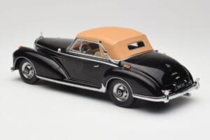 Mercedes 300 SC W188 Descapotable Softtop Negro KK-Scale 1:18 KKDC180943 Metal - imagen 5 de 6