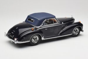 Mercedes 300 SC W188 Descapotable Softtop Azul Oscuro KK-Scale 1:18 KKDC180944 Metal - imagen 2 de 6