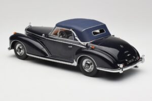 Mercedes 300 SC W188 Descapotable Softtop Azul Oscuro KK-Scale 1:18 KKDC180944 Metal - imagen 5 de 6