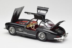 Mercedes 300 SL W198 Negro Bburago 1:18 35791 Metal - imagen 5 de 8