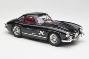 Mercedes 300 SL W198 Negro Bburago 1:18 35791 Metal - imagen 6 de 8