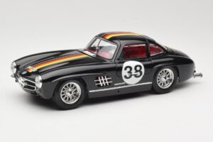 Mercedes 300 SL #38 1954 Bburago 1:18 3015-M1 Metal