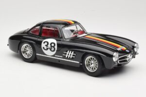 Mercedes 300 SL #38 1954 Bburago 1:18 3015-M1 Metal - imagen 6 de 8