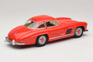 Mercedes 300 SL Gullwing Rojo Minichamps 1:18 180039001 Metal - imagen 3 de 8