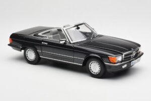 Mercedes 300 SL R107 Negro Pearl Edición Dealer Norev 1:18 B66040678 Metal - imagen 8 de 10