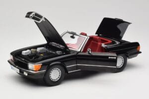 Mercedes 300 SL R107 Negro Norev 1:18 183511 Metal - imagen 2 de 8