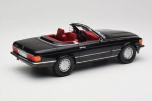 Mercedes 300 SL R107 Negro Norev 1:18 183511 Metal - imagen 3 de 8