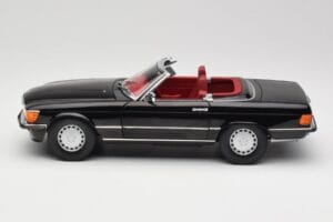 Mercedes 300 SL R107 Negro Norev 1:18 183511 Metal - imagen 4 de 8