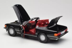 Mercedes 300 SL R107 Negro Norev 1:18 183511 Metal - imagen 5 de 8