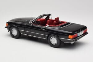 Mercedes 300 SL R107 Negro Norev 1:18 183511 Metal - imagen 7 de 8