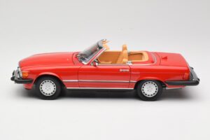 Mercedes 300 SL R107 Rojo Norev 1:18 B66040623 Metal - imagen 4 de 8
