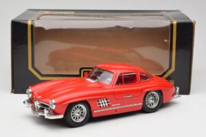 Mercedes 300 SL Rojo Bburago 1:18 3015 Metal - imagen 8 de 8