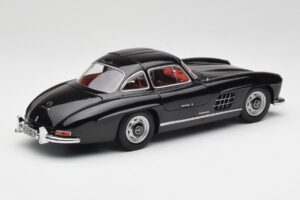 Mercedes 300 SL W198 Negro Minichamps 1:18 180039004 Metal - imagen 3 de 8