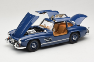 Mercedes 300 SL W198 Azul Norev 1:18 183852 Metal - imagen 2 de 8