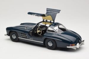 Mercedes 300 SL W198 Gullwing Azul Oscuro Minichamps 1:18 110037216 Metal - imagen 5 de 8