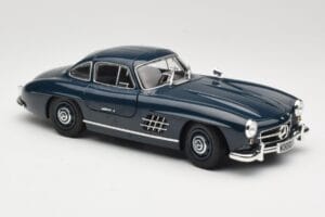 Mercedes 300 SL W198 Gullwing Azul Oscuro Minichamps 1:18 110037216 Metal - imagen 6 de 8