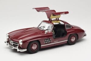 Mercedes 300 SL W198 Gullwing Rojo Oscuro Minichamps 1:18 110037218 Metal - imagen 2 de 8