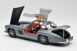 Mercedes 300 SL W198 Graphite Gris Minichamps 1:18 180039005 Metal - imagen 5 de 8