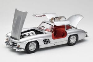 Mercedes 300 SL W198 Gullwing Plata Minichamps 1:18 180039000 Metal - imagen 2 de 8