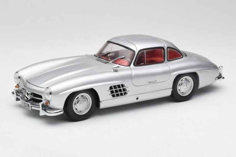 Mercedes 300 SL W198 Gullwing Plata Minichamps 1:18 180039000 Metal