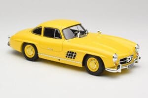 Mercedes 300 SL W198 Amarillo Claro Minichamps 1:18 180039009 Metal - imagen 6 de 8
